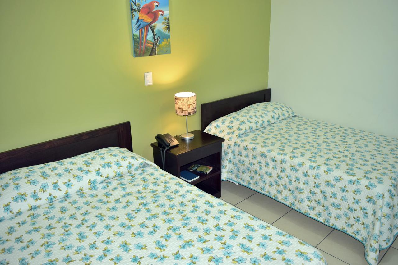 Hostal De Asturias San Salvador Dış mekan fotoğraf