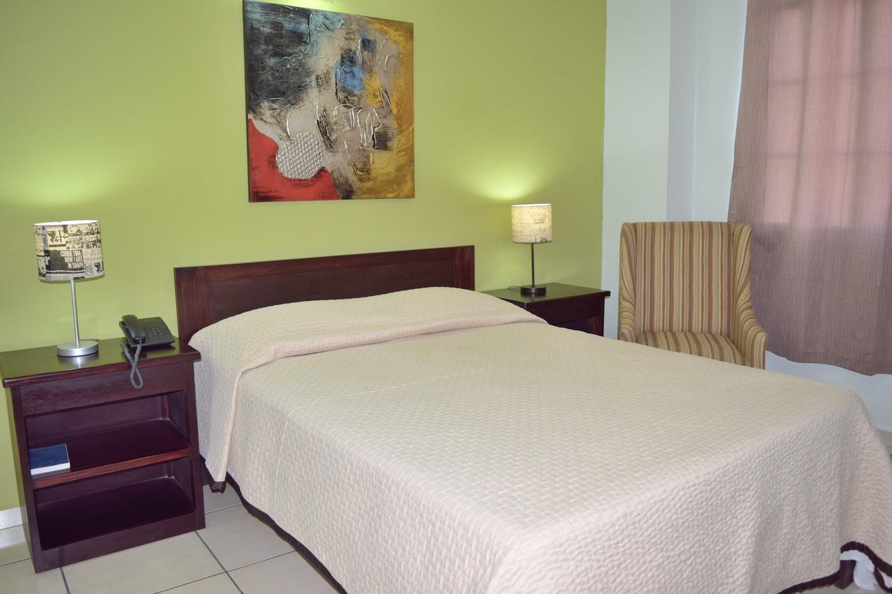 Hostal De Asturias San Salvador Dış mekan fotoğraf